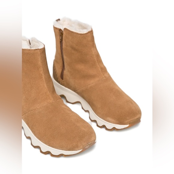 SOREL Kinetic Short Boots Suede - Picture 2 of 8